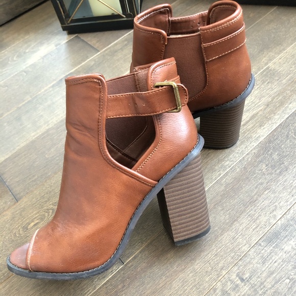 H&M Ankle/Peep Toe Boots - Picture 3 of 4